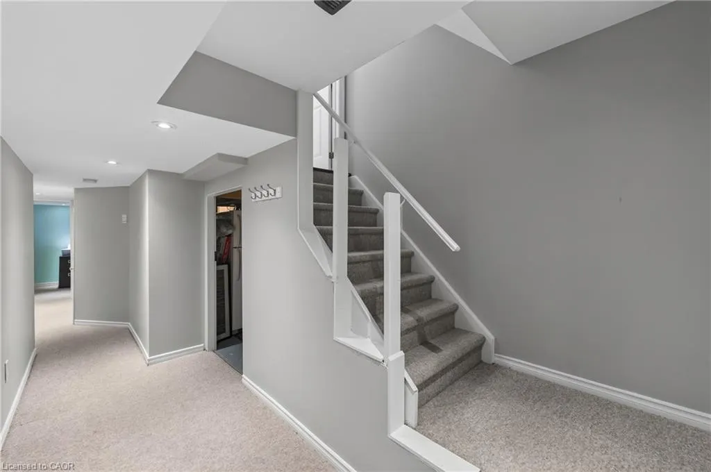 16 Haynes Court
