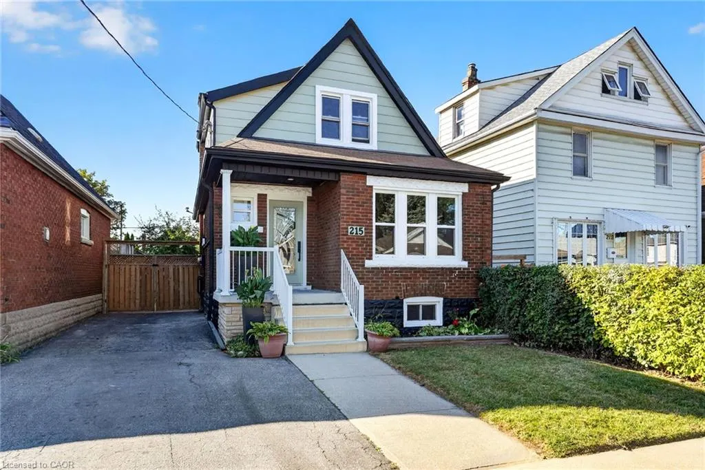 215 Paling Avenue