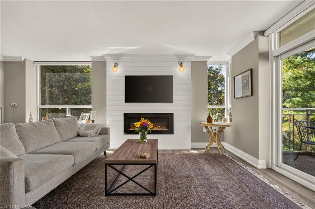 100 Burloak Drive #1303