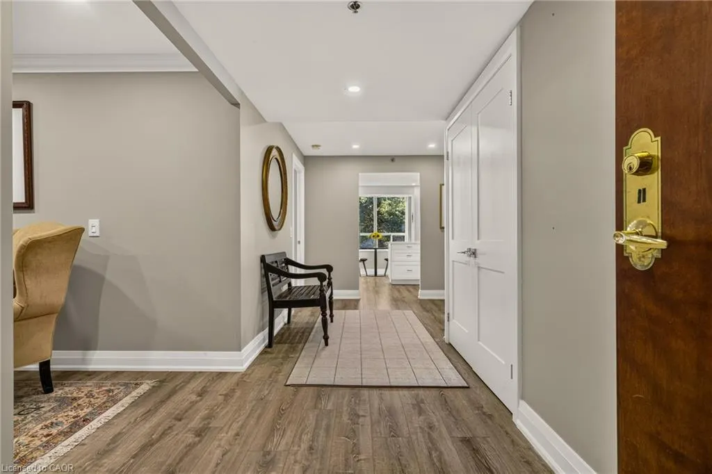 100 Burloak Drive #1303