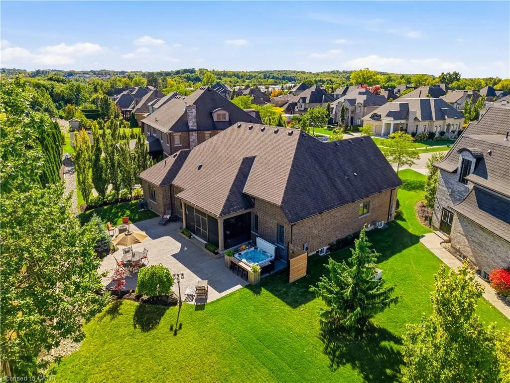 28 Sandalwood Crescent