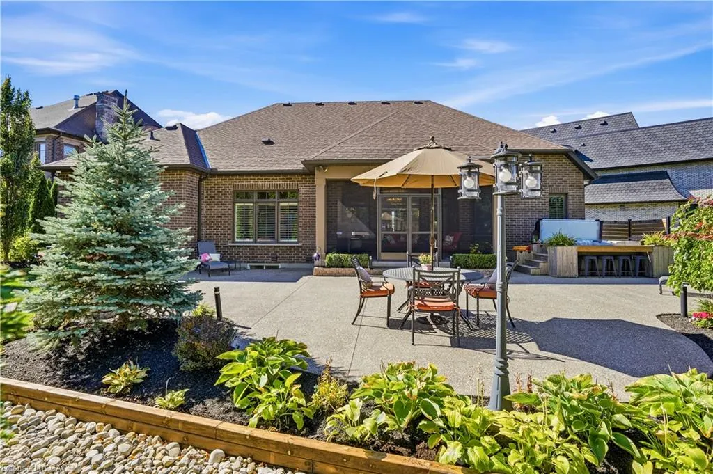 28 Sandalwood Crescent