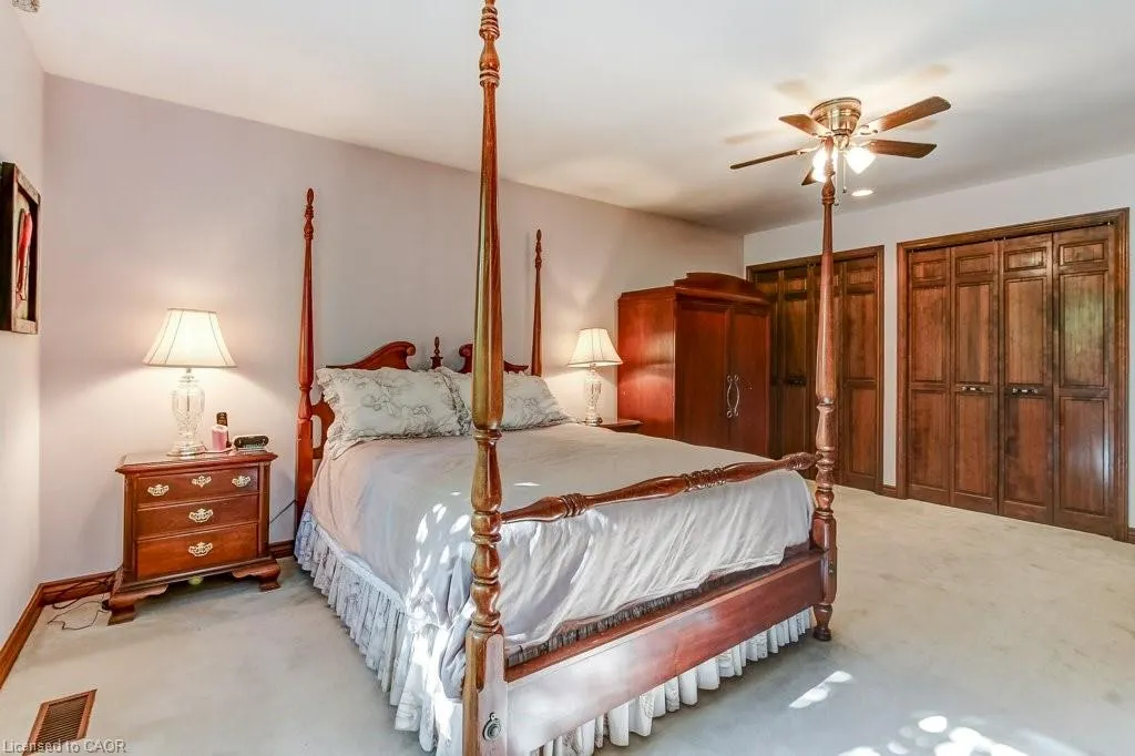 215 Briar Hill Crescent
