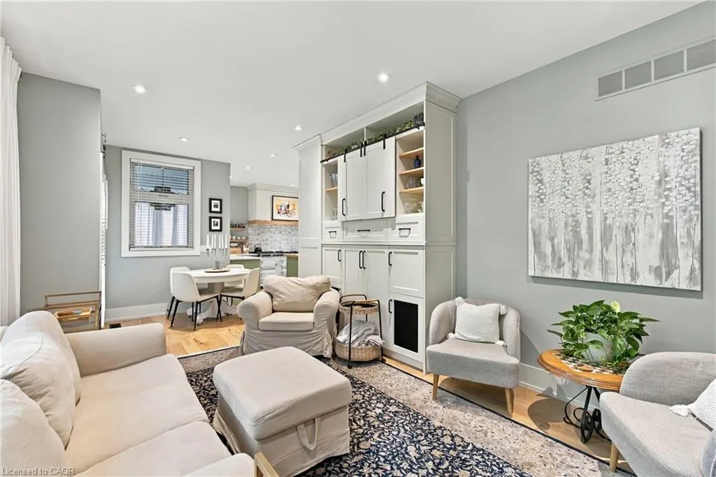 11 Wilberforce Avenue
