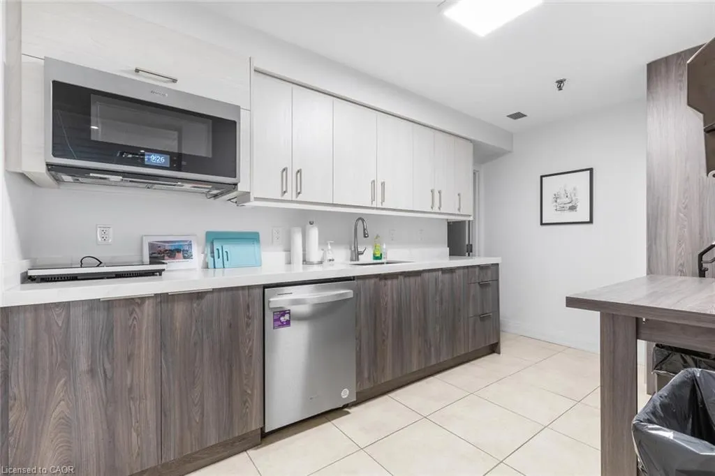 2175 Marine Drive #102