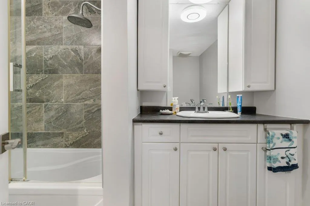 320 Traynor Avenue #1