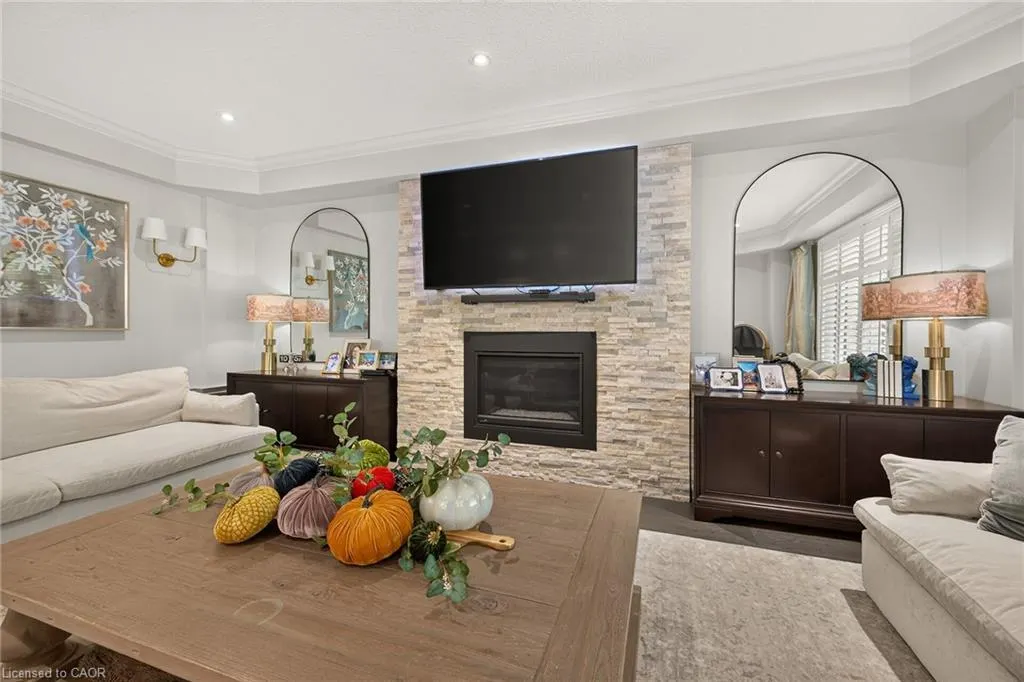 5083 St George's Drive