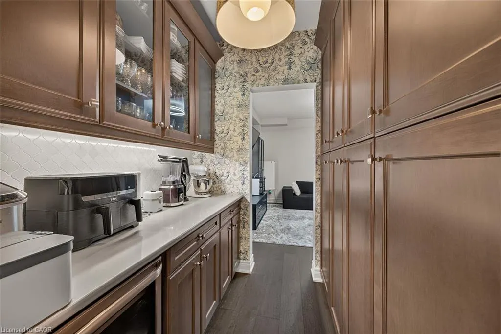5083 St George's Drive