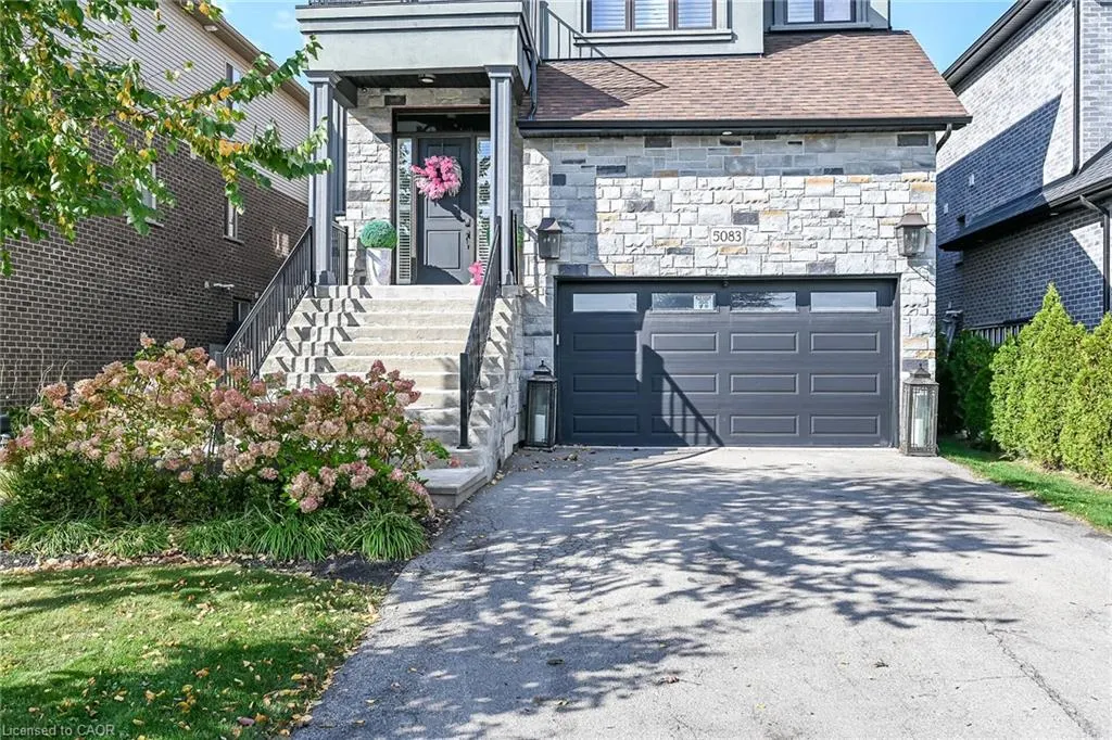5083 St George's Drive