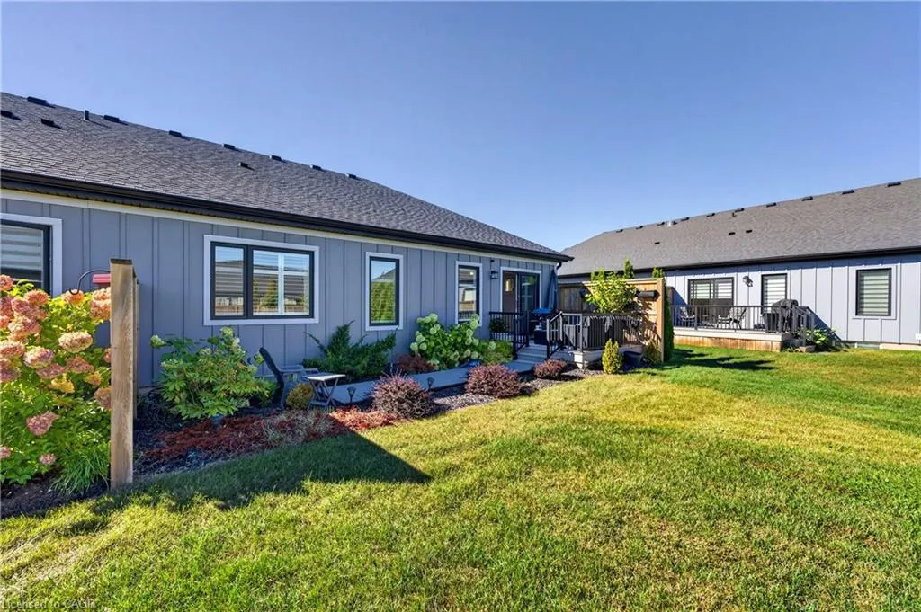 154 Port Robinson Road #11