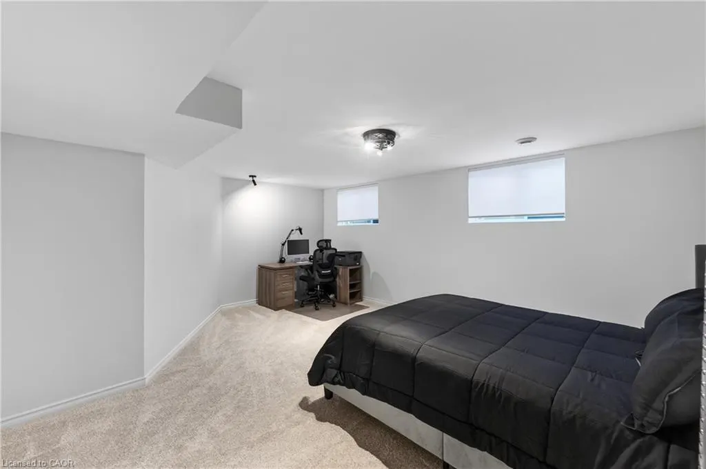 154 Port Robinson Road #11
