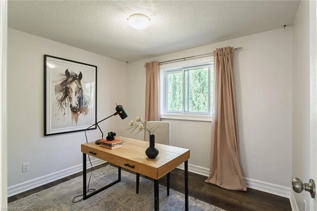 141 Viscount Road
