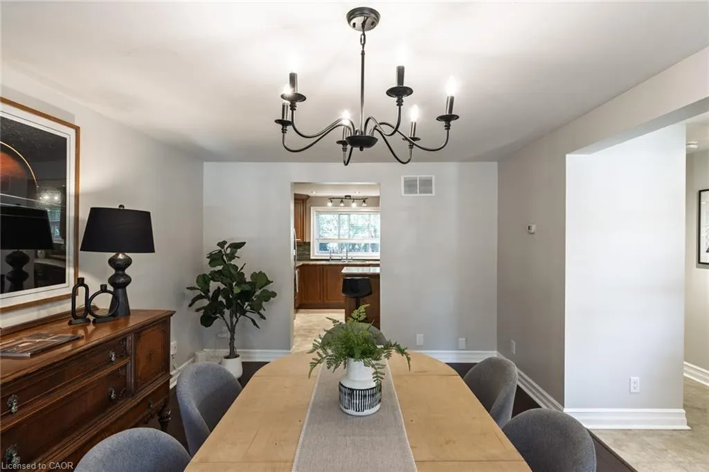 141 Viscount Road