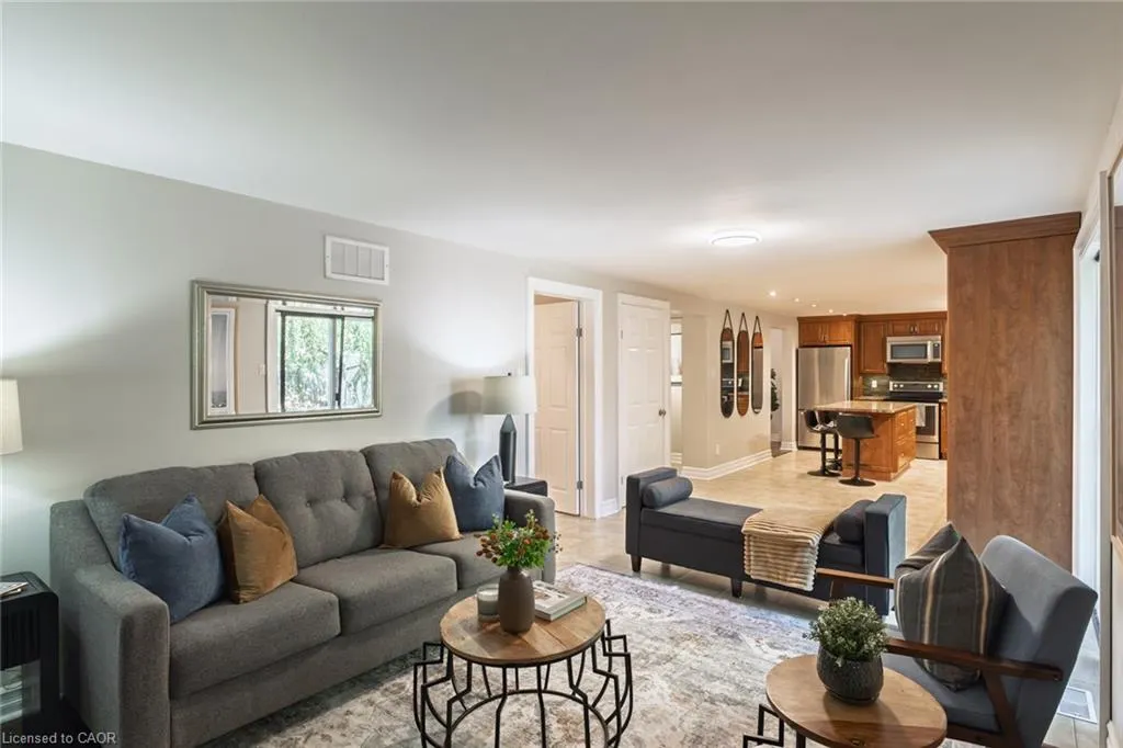 141 Viscount Road