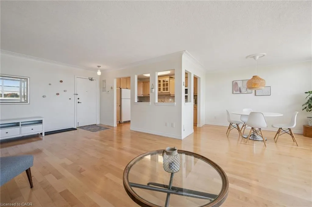 65 Westmount Road N #910