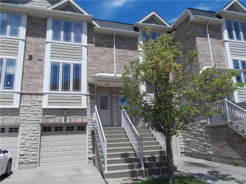 8 Hemlock Way #6