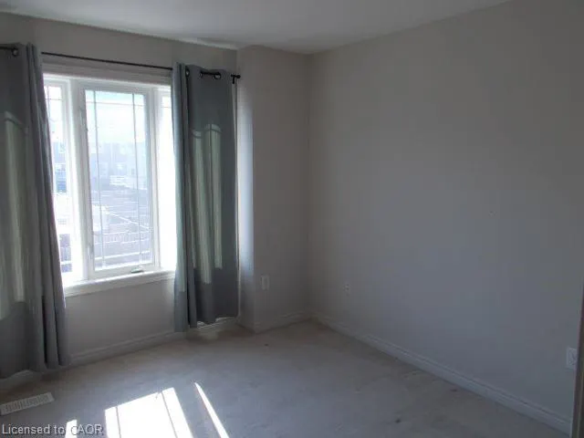 8 Hemlock Way #6