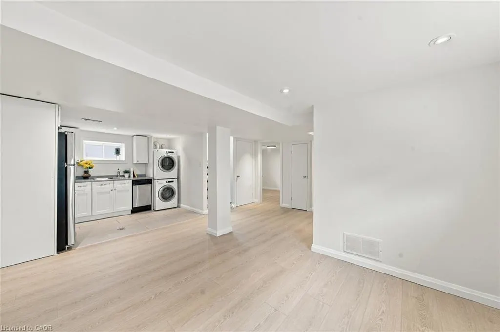294 East 28th Street