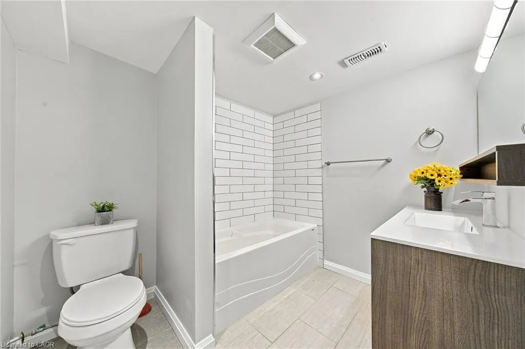 294 East 28th Street