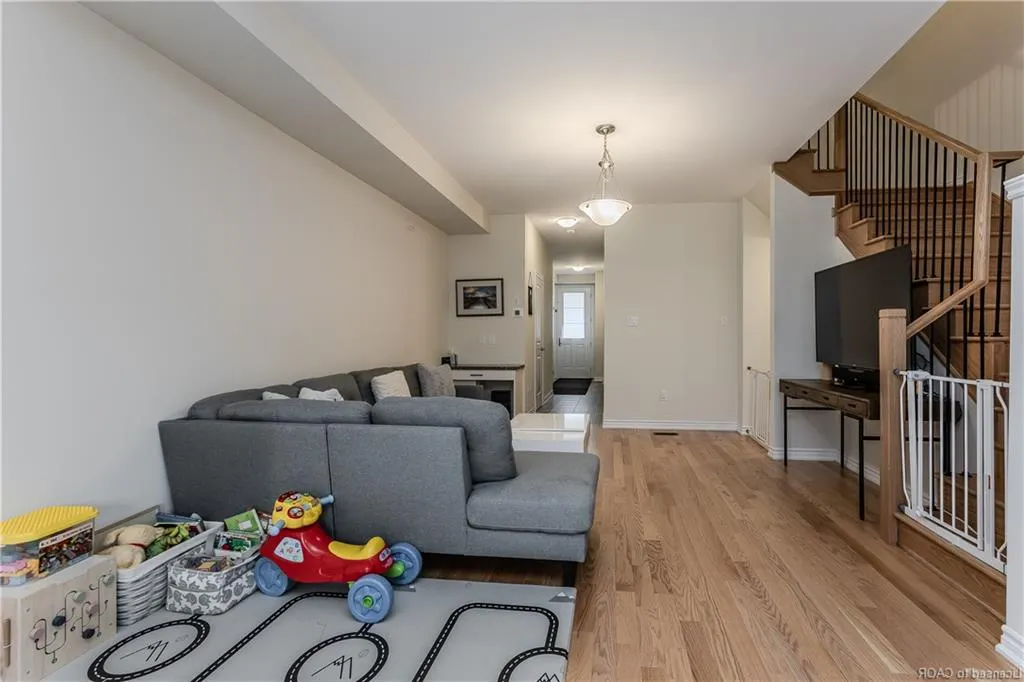 1360 Almonte Drive