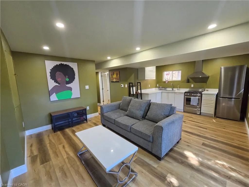709 Windflower Crescent