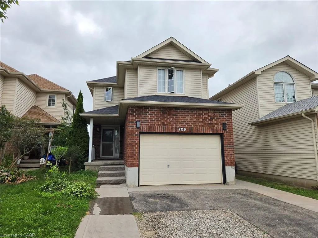 709 Windflower Crescent