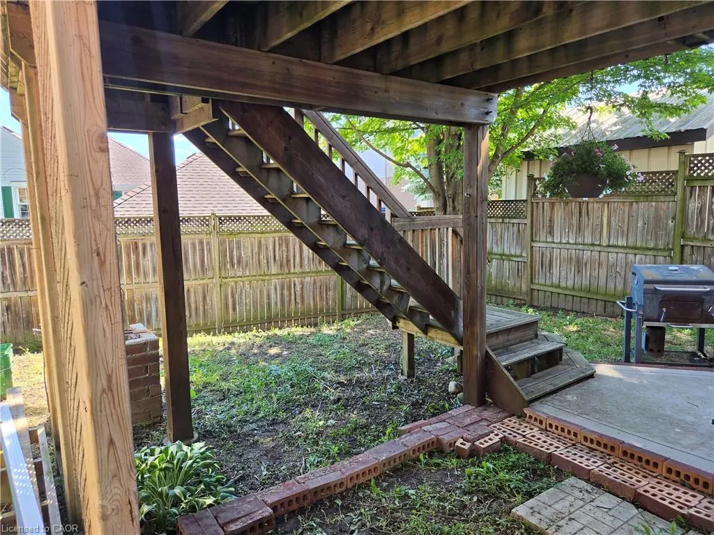 709 Windflower Crescent