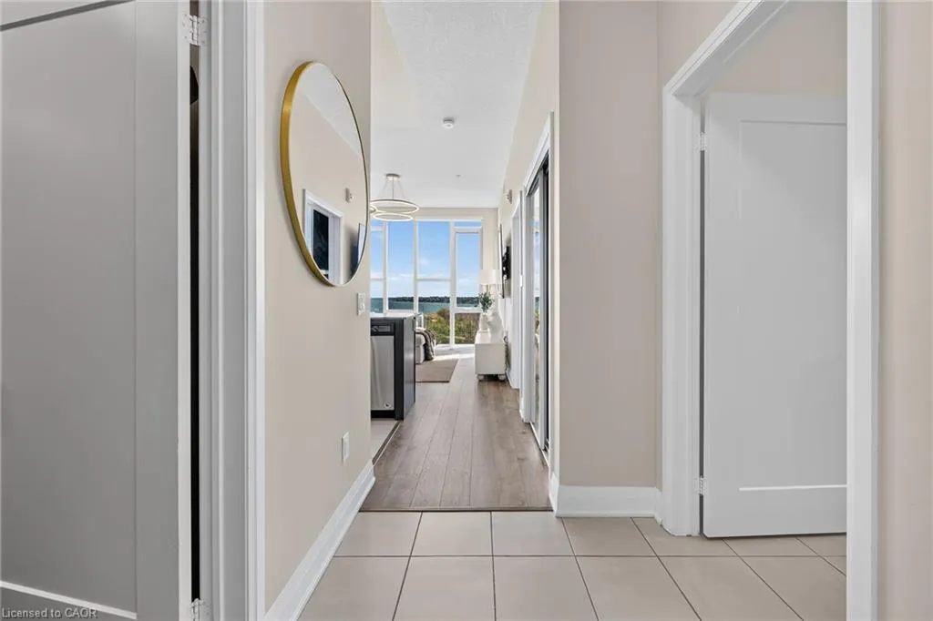 16 Concord Place #PH613