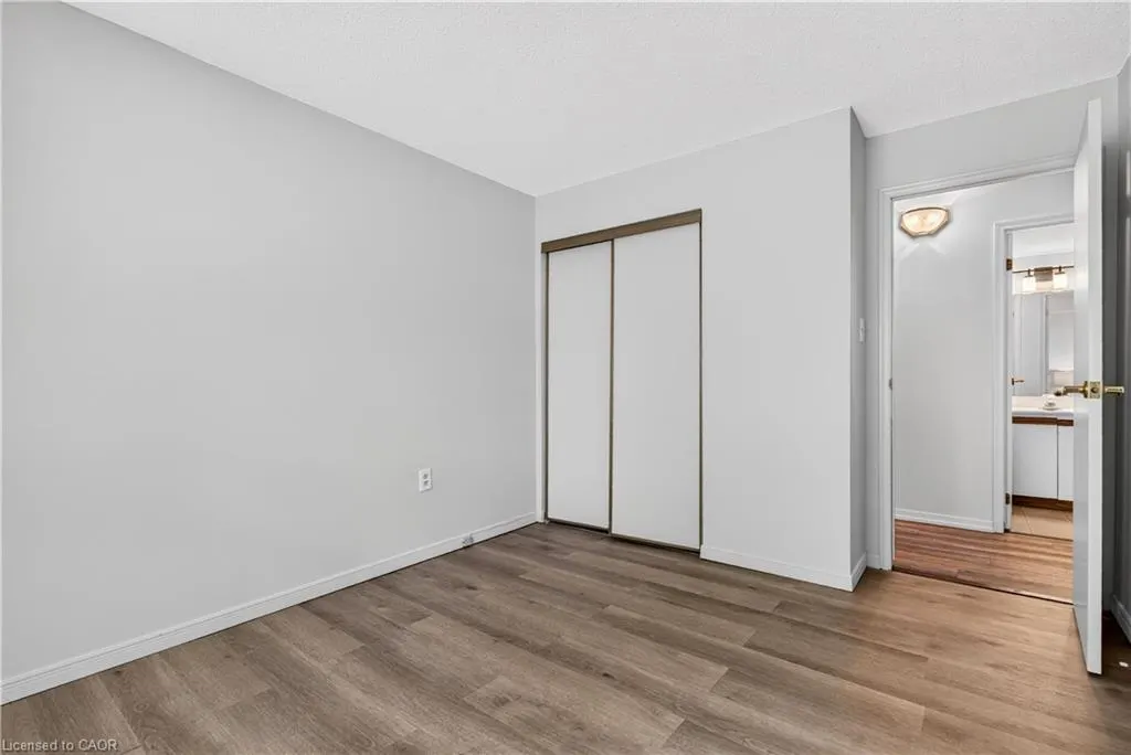 966 Queenston Road #203