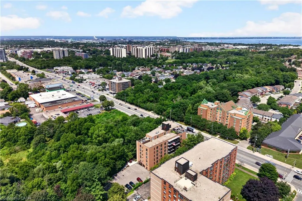 966 Queenston Road #203
