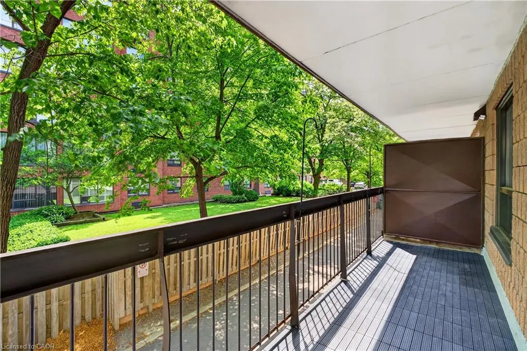 966 Queenston Road #203