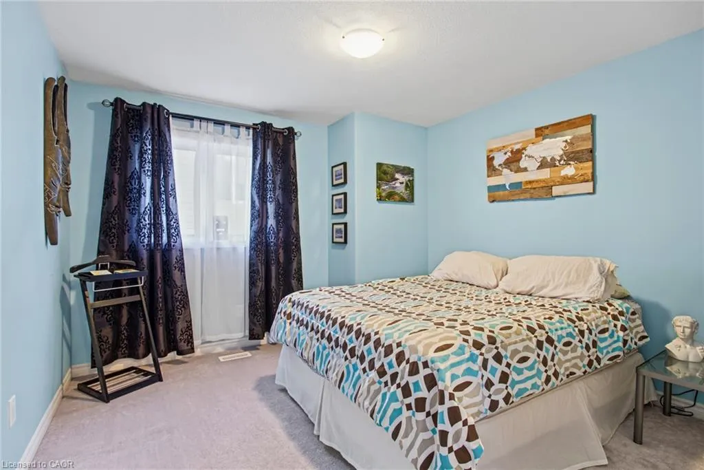 7 Lampman Drive