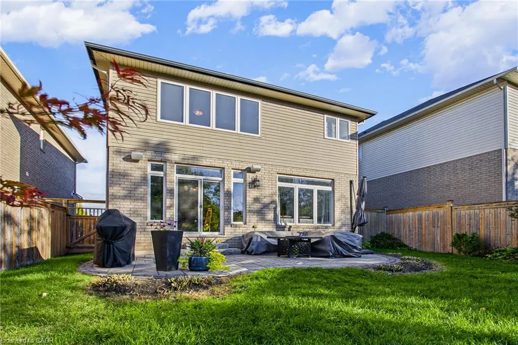 7 Lampman Drive