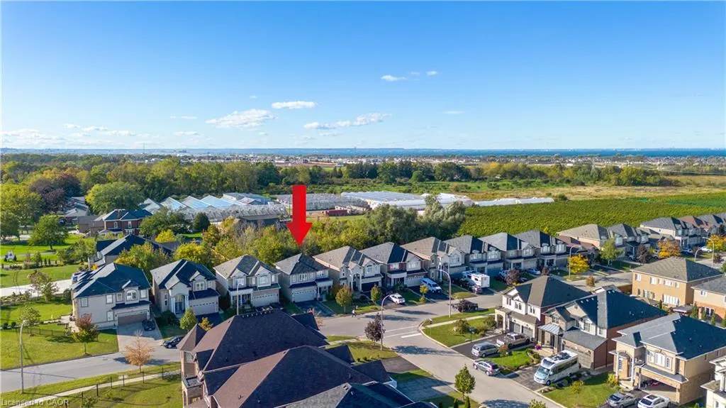 7 Lampman Drive