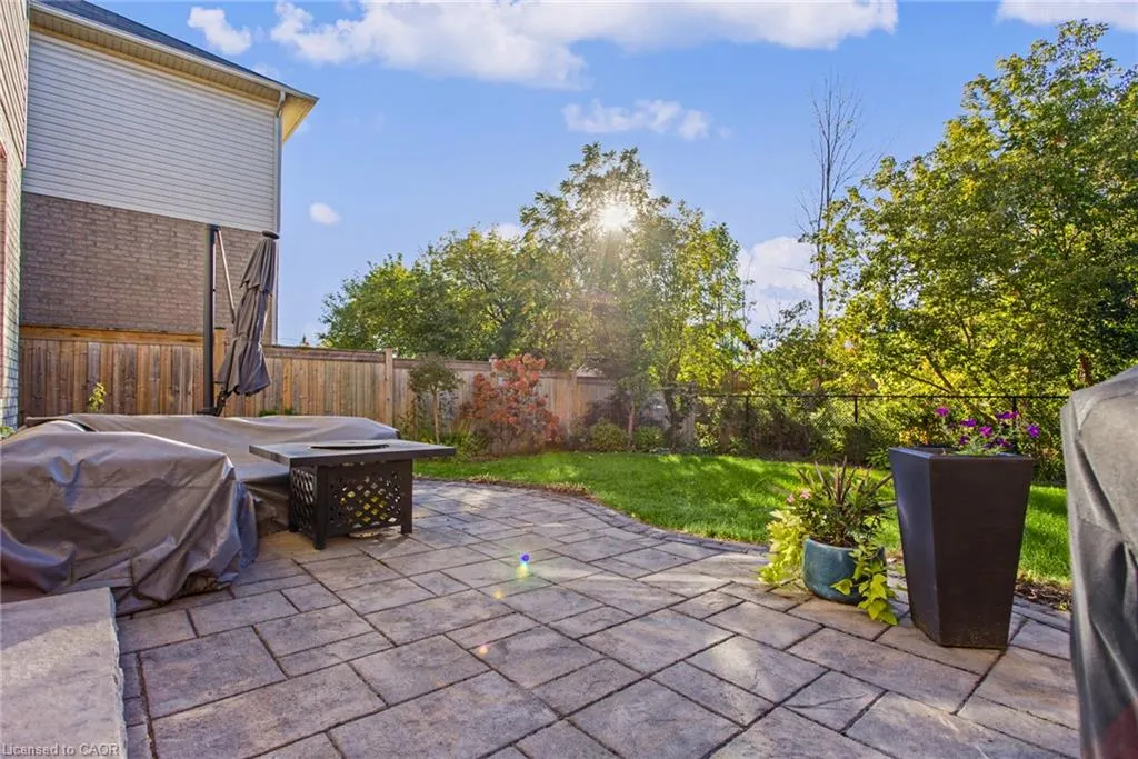 7 Lampman Drive