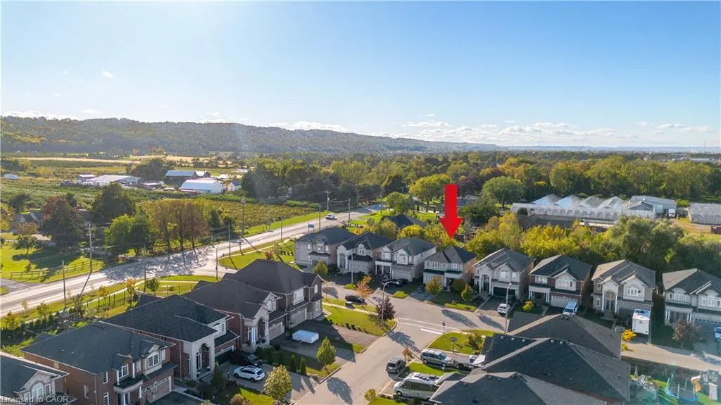 7 Lampman Drive