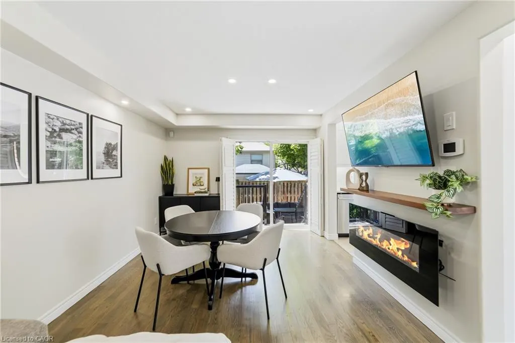 242 Upper Mount Albion Road #13