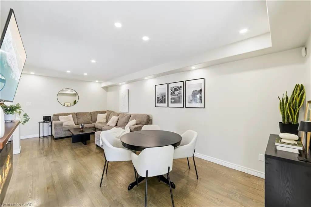 242 Upper Mount Albion Road #13