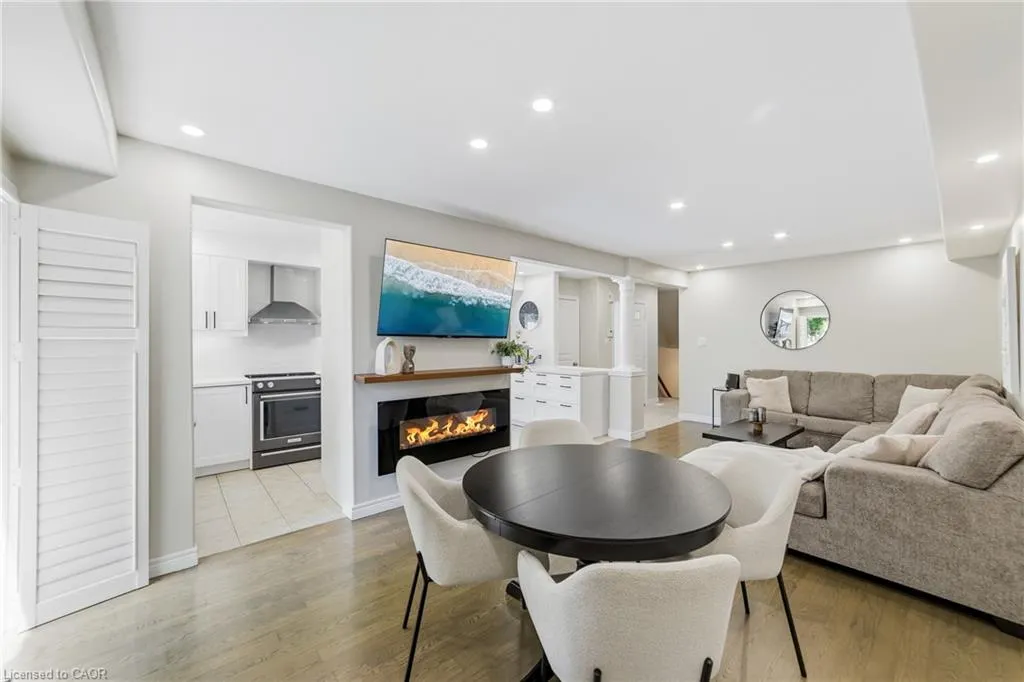 242 Upper Mount Albion Road #13