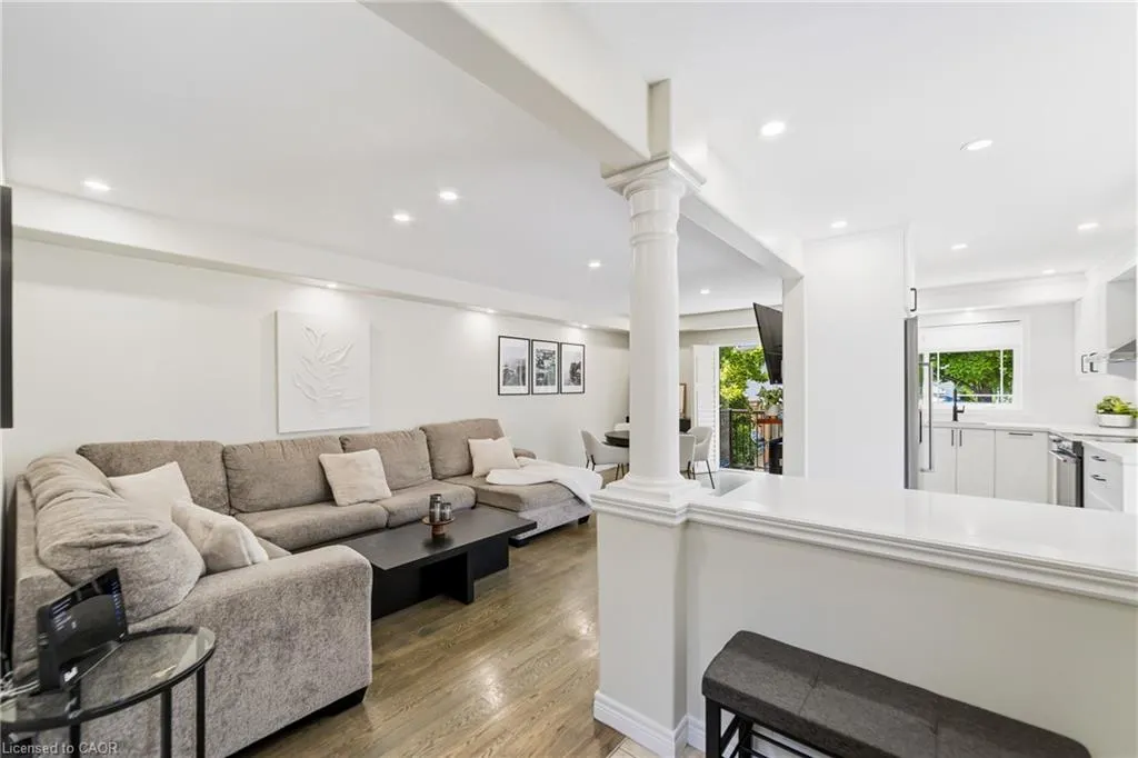 242 Upper Mount Albion Road #13