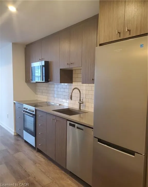 5 Wellington Street #1703