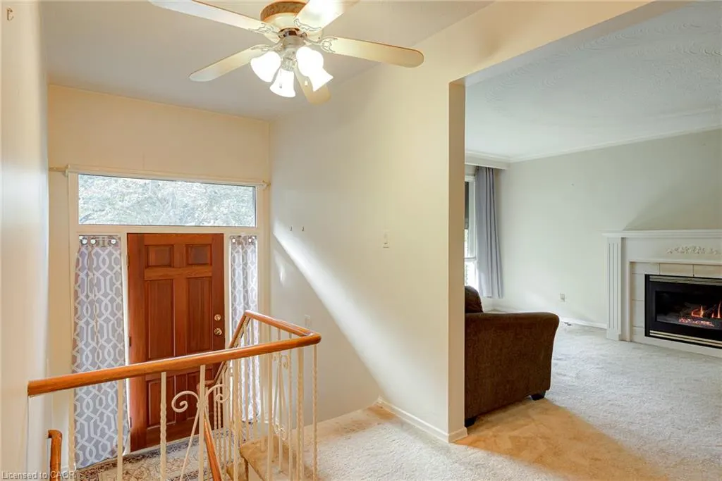 8 Bonnylyn Drive