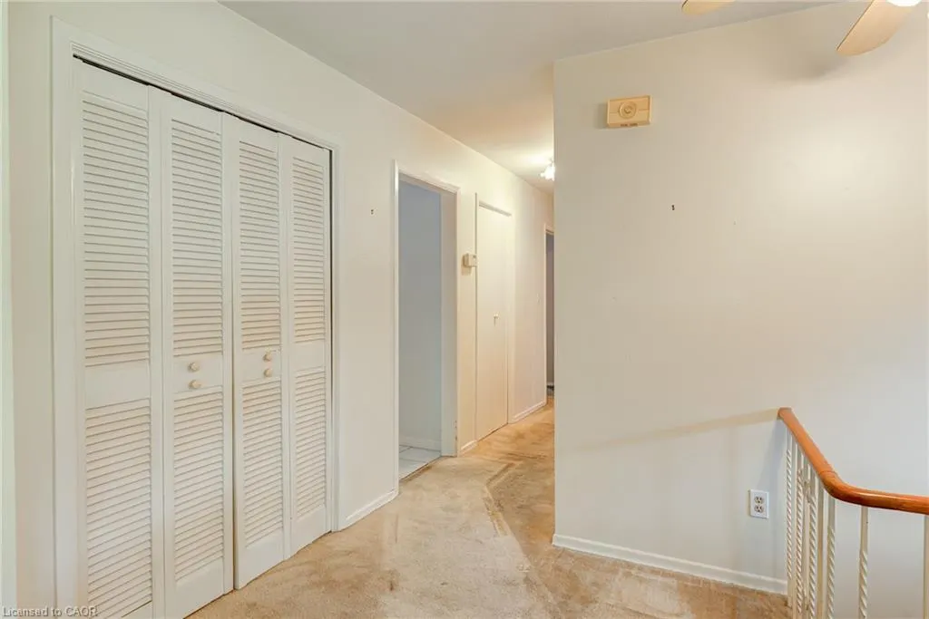 8 Bonnylyn Drive