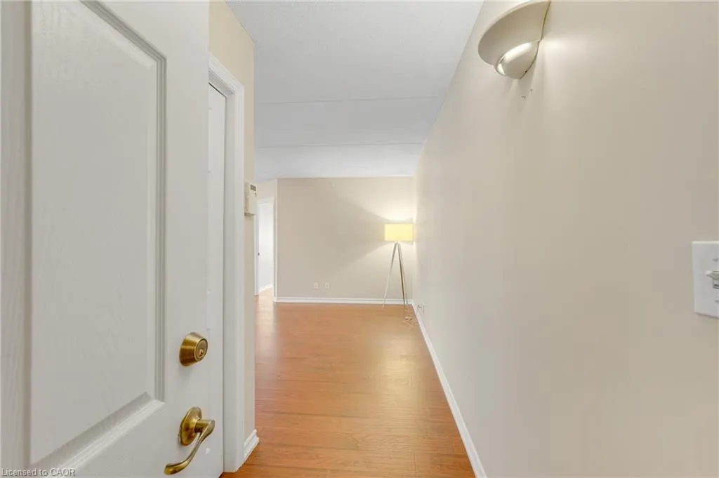 2075 Appleby Line #102