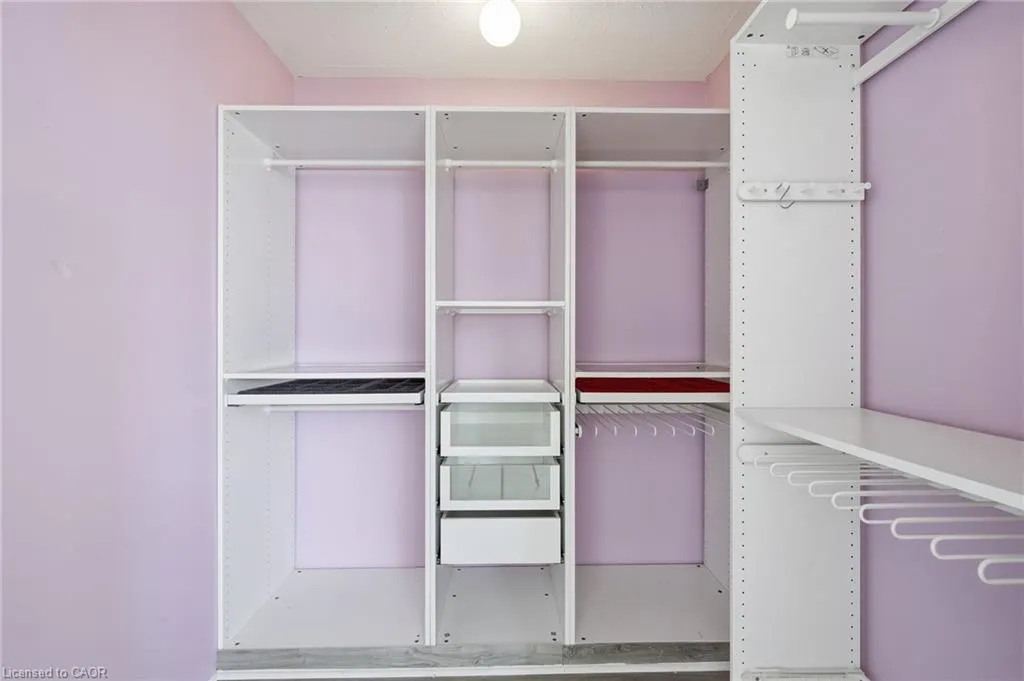 400 Stonehenge Drive #8