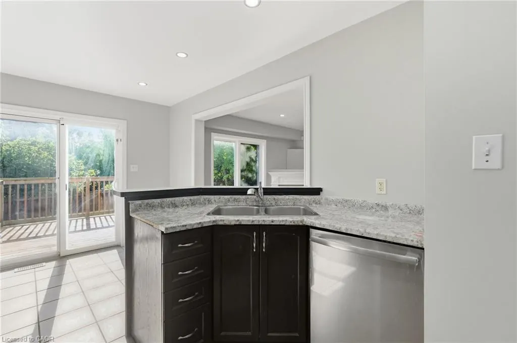 78 Peachwood Crescent #14