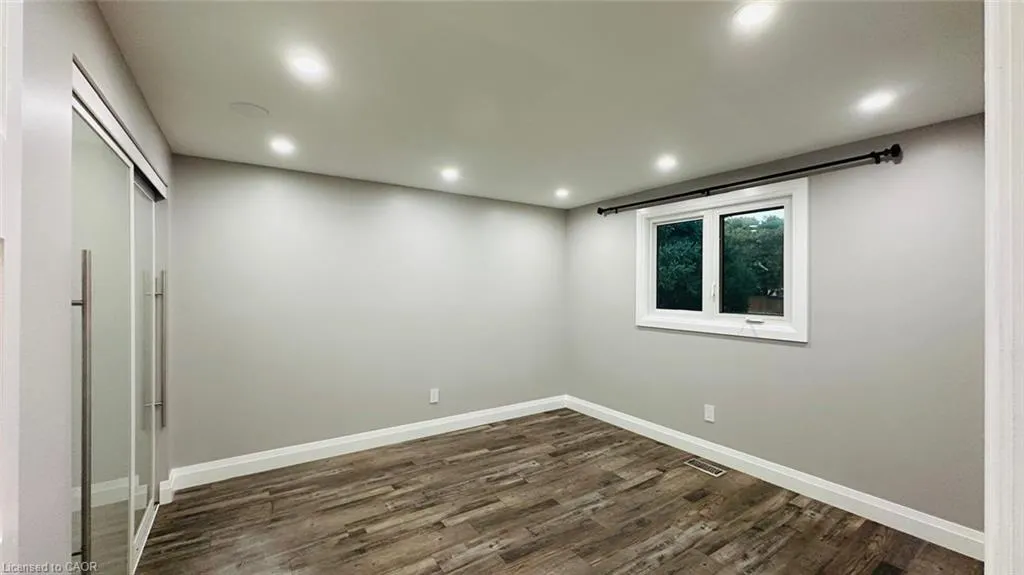 38 Jay Court #UPPER