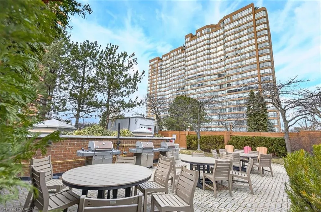 1276 Maple Crossing Boulevard #903