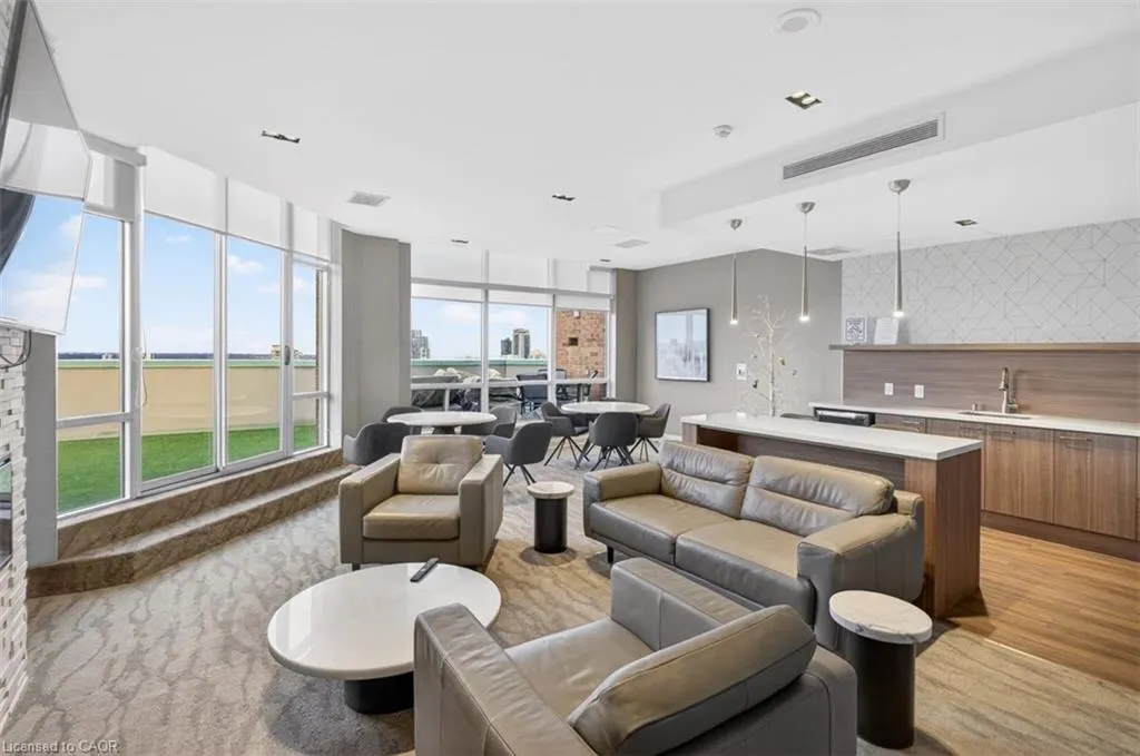 1276 Maple Crossing Boulevard #903