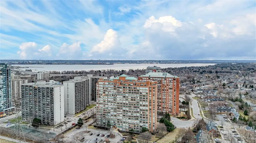 1276 Maple Crossing Boulevard #903